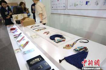 浙江義烏文化產(chǎn)品交易會 讓中國故事通過計算機網(wǎng)絡信息咨詢走入尋常百姓生活